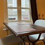 Appartement Maison 1747 - De Standing En Vieille-ville Avec Cour *