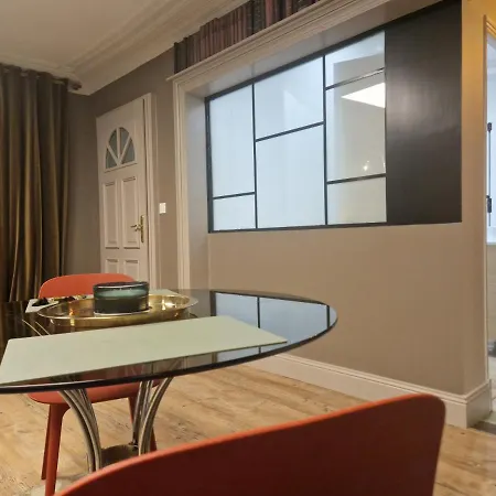 Maison 1747 - De Standing En Vieille-ville Avec Cour Appartement Boulogne-sur-Mer