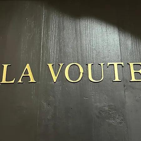 Maison 1747 - De Standing En Vieille-ville Avec Cour *