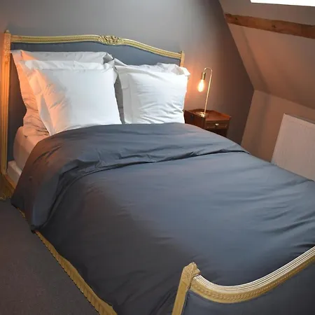 Maison 1747 - De Standing En Vieille-ville Avec Cour *