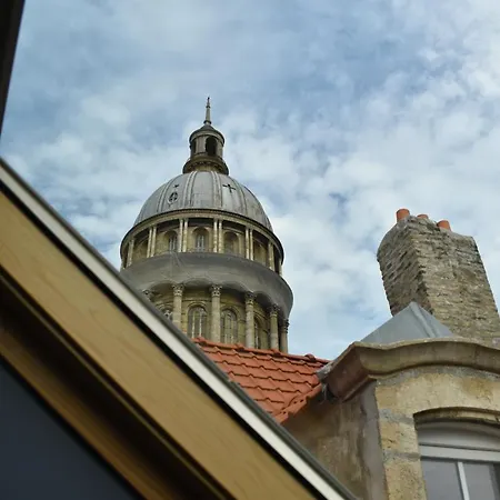 Maison 1747 - De Standing En Vieille-ville Avec Cour * Μπουλόν-Σιρ-Μερ