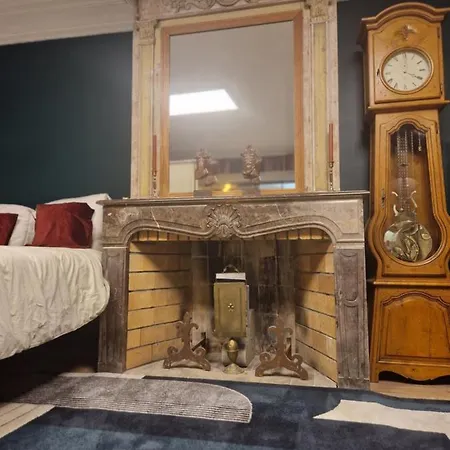 Maison 1747 - De Standing En Vieille-ville Avec Cour