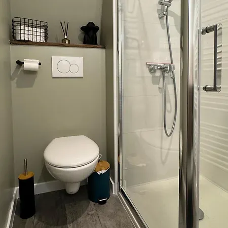 Maison 1747 - De Standing En Vieille-ville Avec Cour アパート *